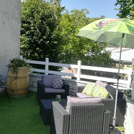 Ferienhaus En Pierre Le Mas Et Son Jacuzzi Annuel Brassac (Tarn)