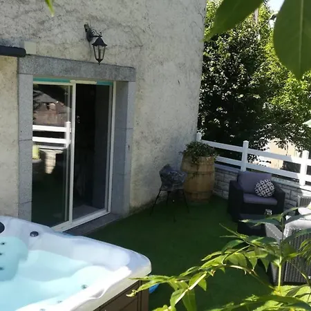 Ferienhaus En Pierre Le Mas Et Son Jacuzzi Annuel