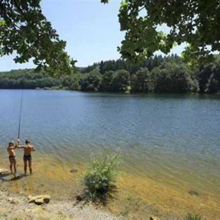 En Pierre Le Mas Et Son Jacuzzi Annuel Ferienhaus Brassac (Tarn)