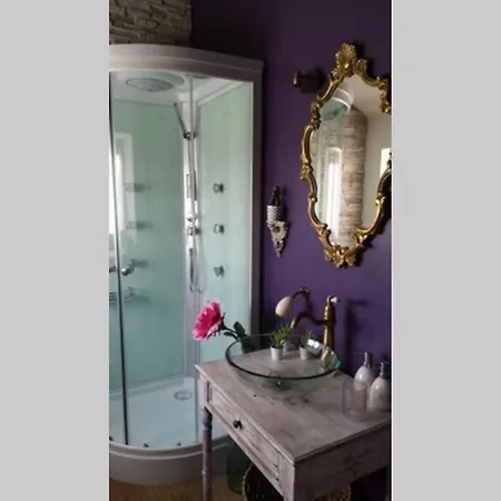En Pierre Le Mas Et Son Jacuzzi Annuel
